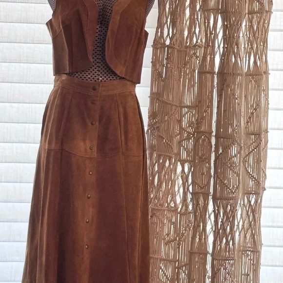 VINTAGE 70's western boho suede vest and midi skirt set - Picture 4 of 11